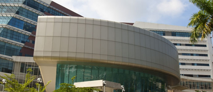 马来亚大学（UM）入学时间